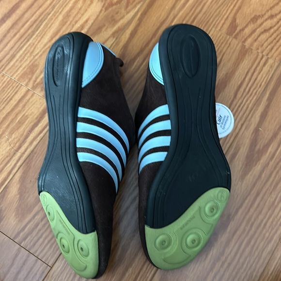 Shoes - Picture 2 of 2